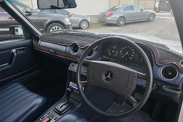 1979 Mercedes-Benz 280E