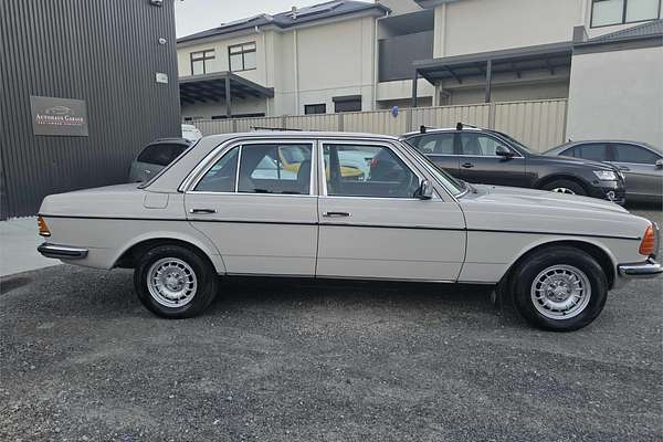 1979 Mercedes-Benz 280E