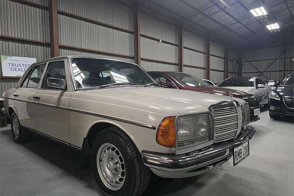 1979 Mercedes-Benz 280E