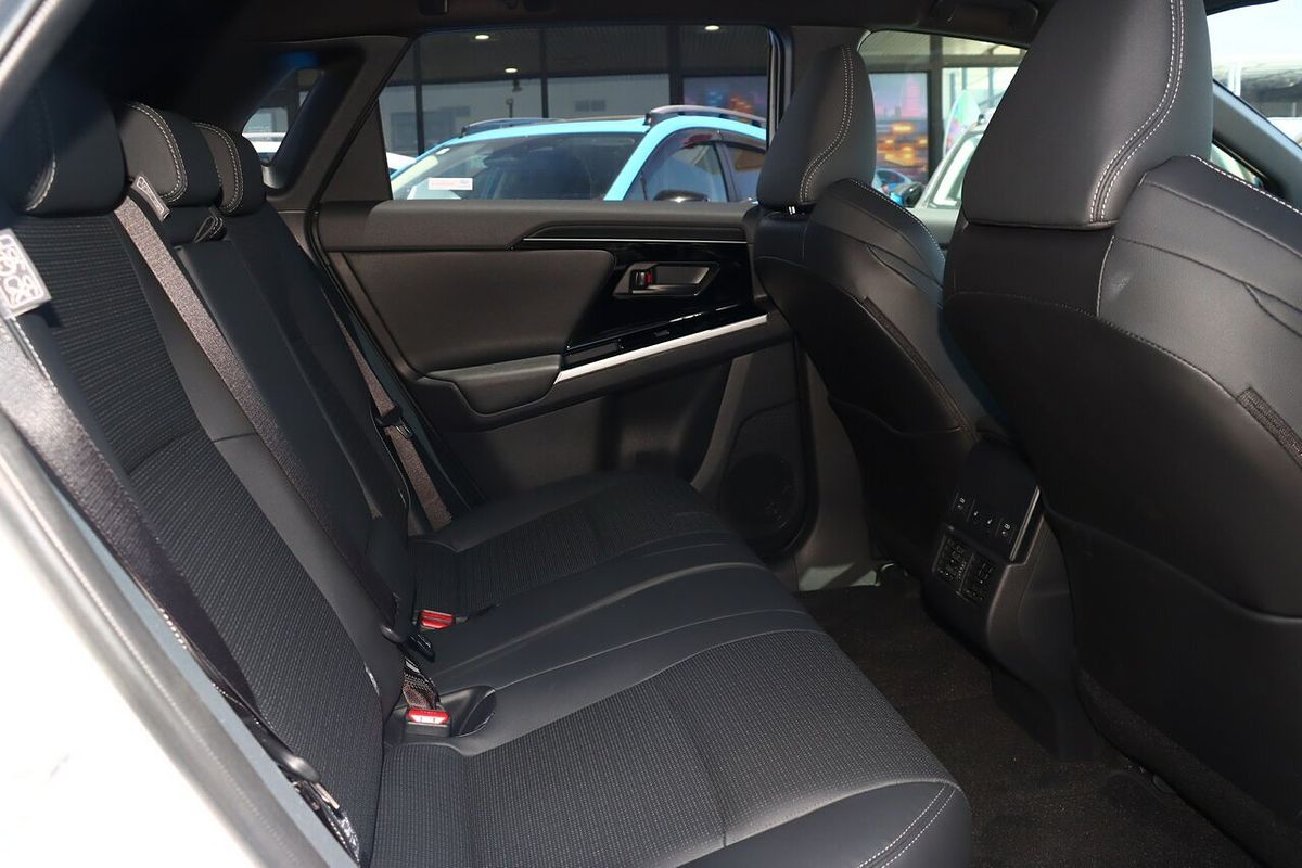 2024 Subaru Solterra AWD Touring E1-1