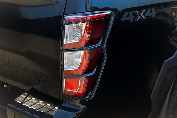 2025 Isuzu D-MAX BLADE 4X4