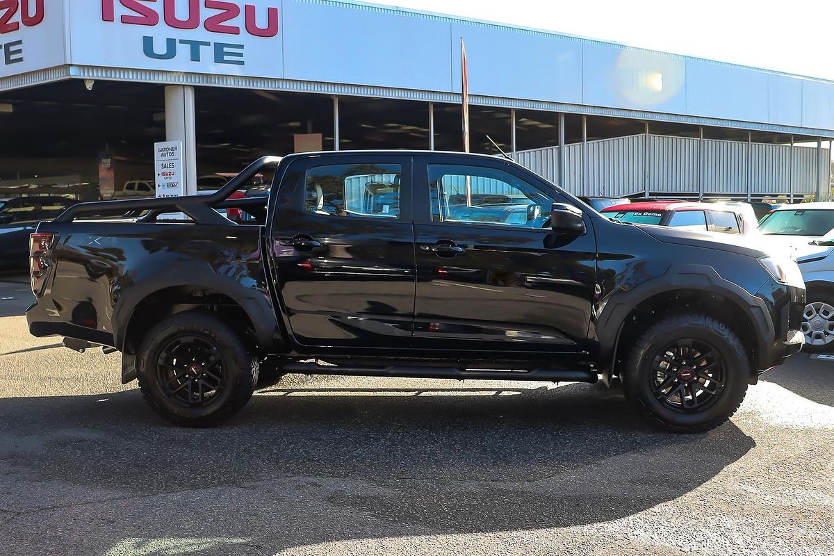 2025 Isuzu D-MAX BLADE 4X4