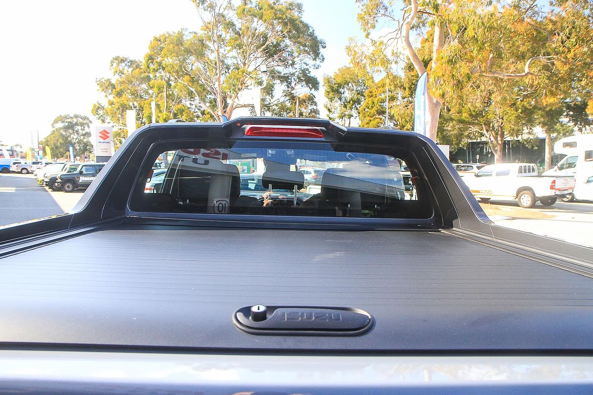 2025 Isuzu D-MAX X-TERRAIN 4X4