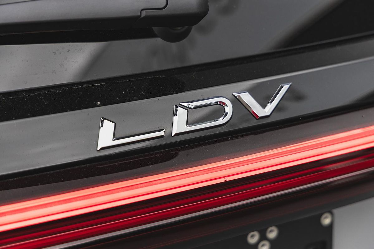 2025 LDV D90 Executive SV9A