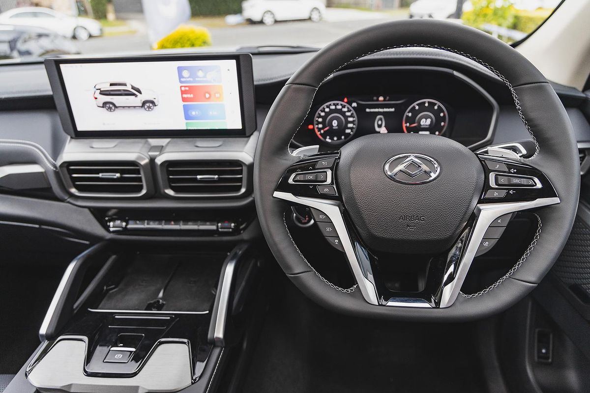 2025 LDV D90 Executive SV9A