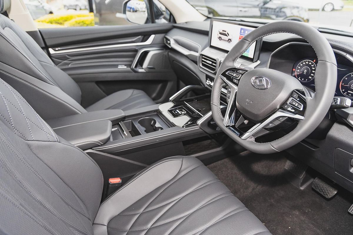 2025 LDV D90 Executive SV9A