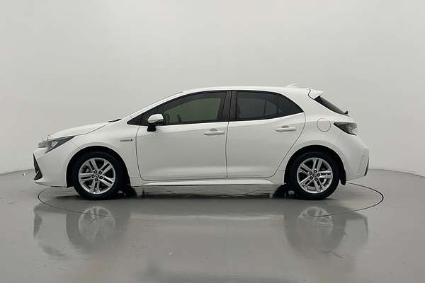 2018 Toyota Corolla SX Hybrid ZWE211R