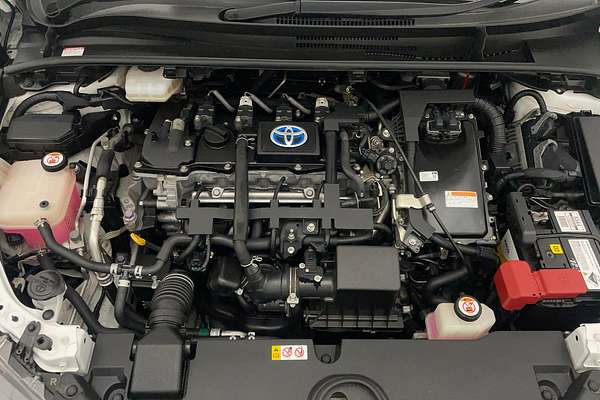 2018 Toyota Corolla SX Hybrid ZWE211R