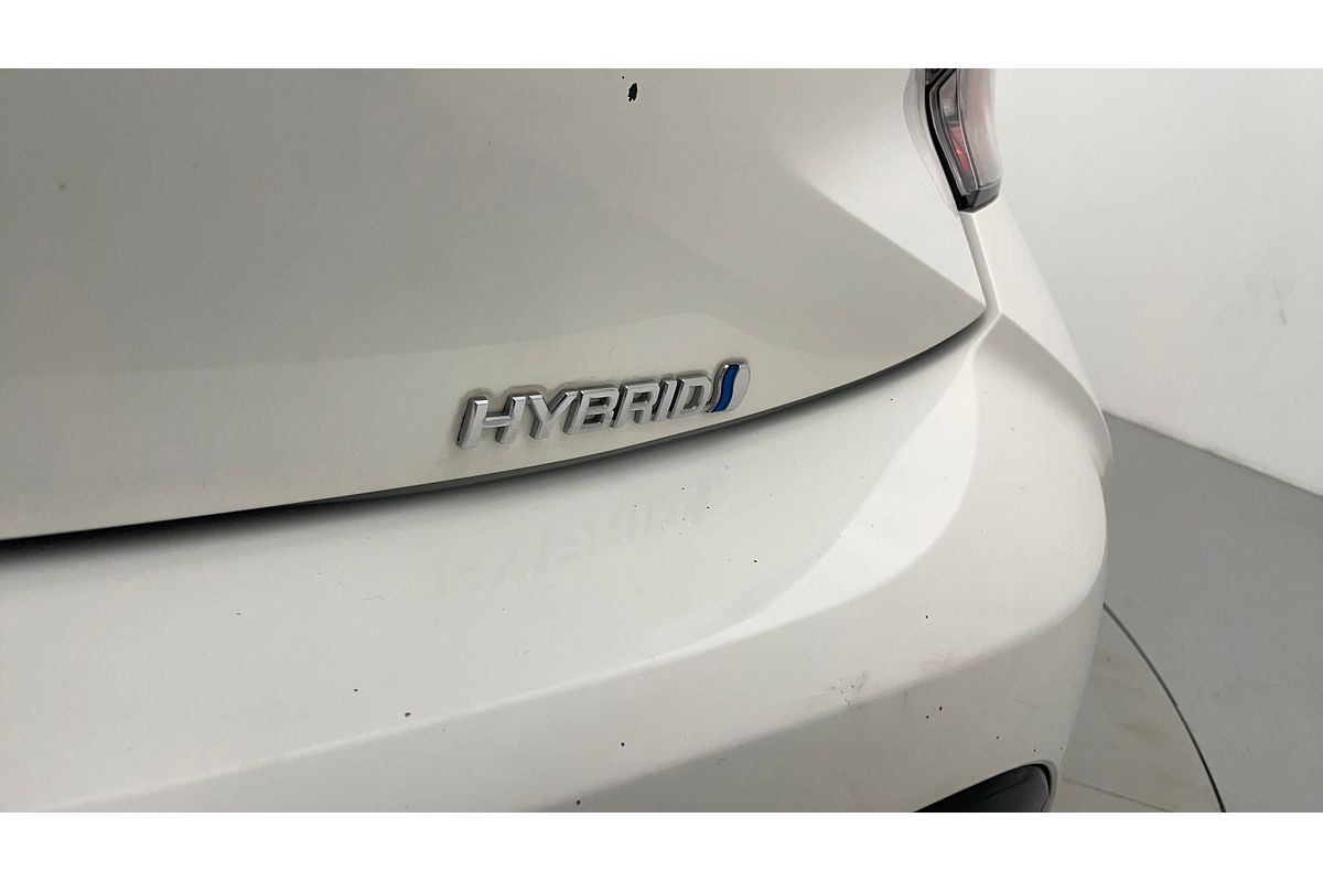 2018 Toyota Corolla SX Hybrid ZWE211R