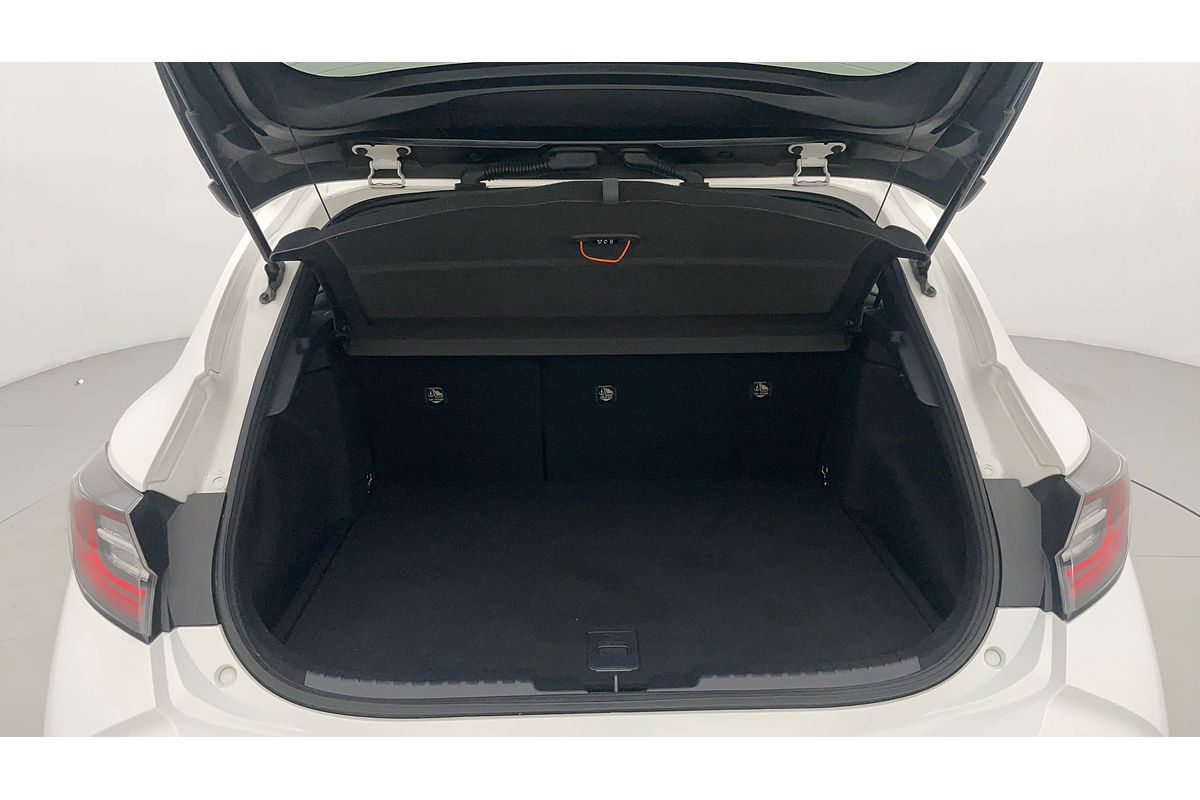 2018 Toyota Corolla SX Hybrid ZWE211R
