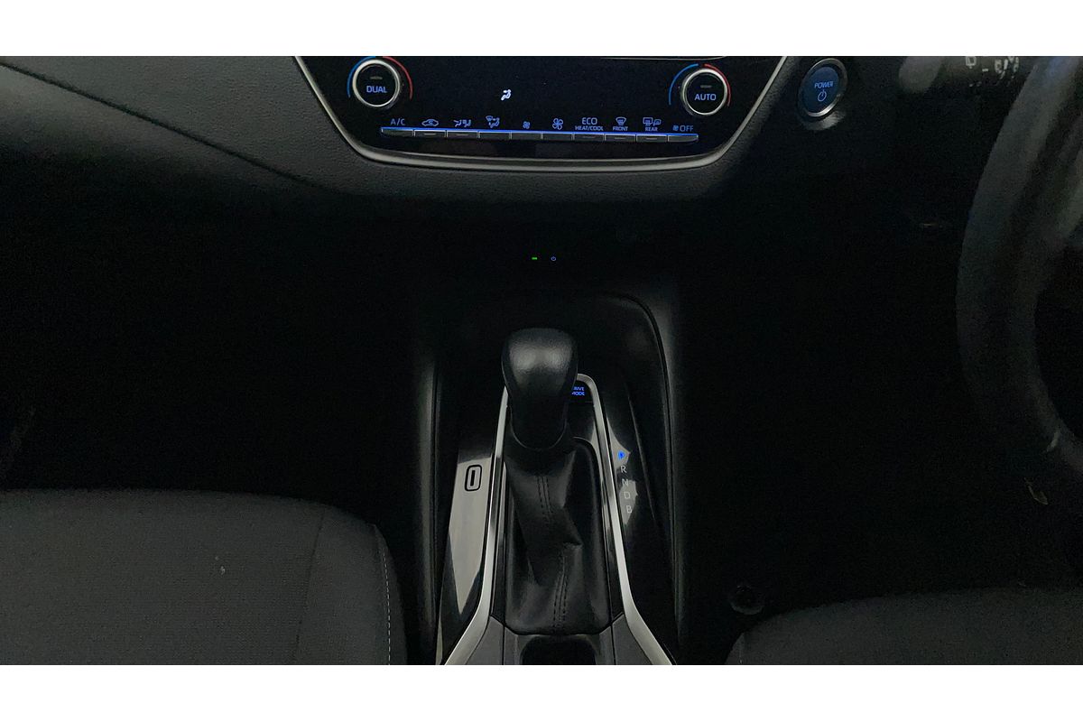 2018 Toyota Corolla SX Hybrid ZWE211R