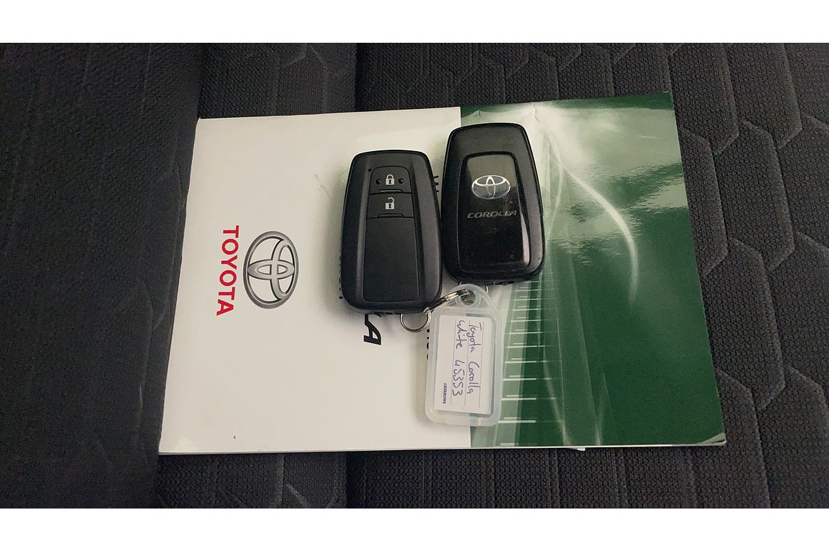 2018 Toyota Corolla SX Hybrid ZWE211R