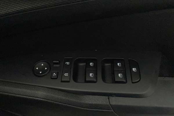 2022 Kia Sportage S NQ5