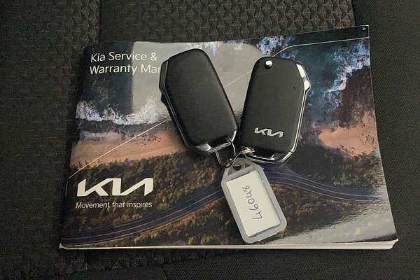 2022 Kia Sportage S NQ5