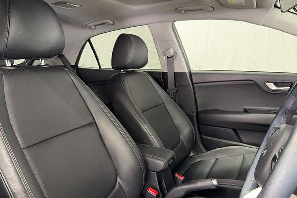 2022 Kia Rio SX YB