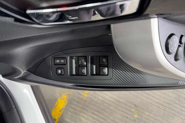 2019 Mitsubishi Eclipse Cross Exceed YA