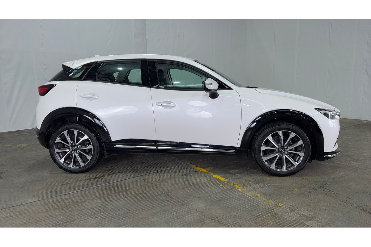 2022 Mazda CX-3 sTouring DK