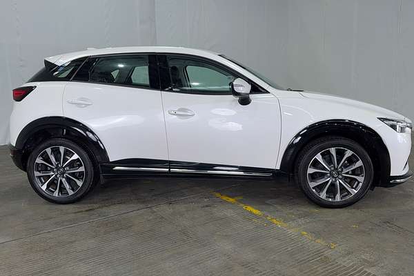 2022 Mazda CX-3 sTouring DK