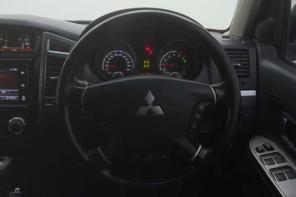 2017 Mitsubishi Pajero GLX NX