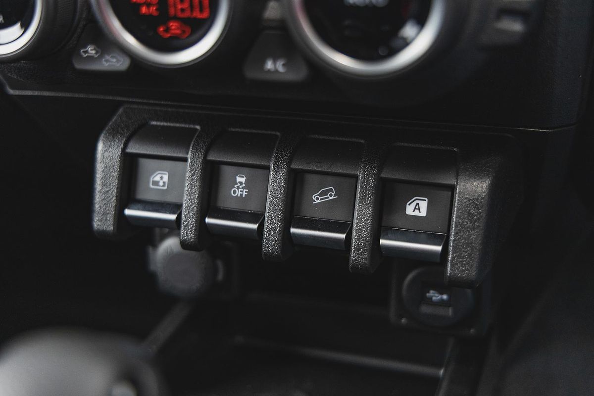 2024 Suzuki Jimny GLX GJ