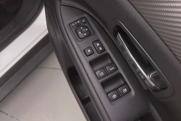 2015 Mitsubishi Outlander XLS ZK