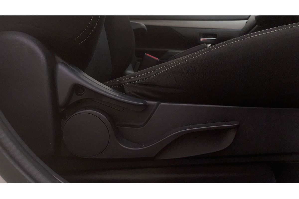 2015 Mitsubishi Outlander XLS ZK