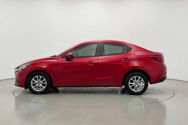 2017 Mazda 2 Maxx DL Series