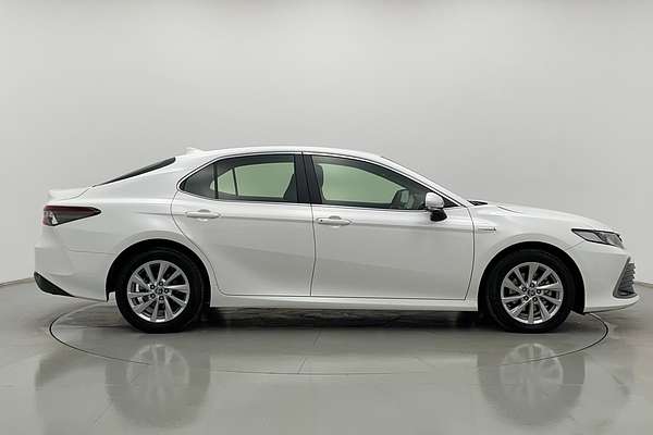 2024 Toyota Camry Ascent AXVH70R