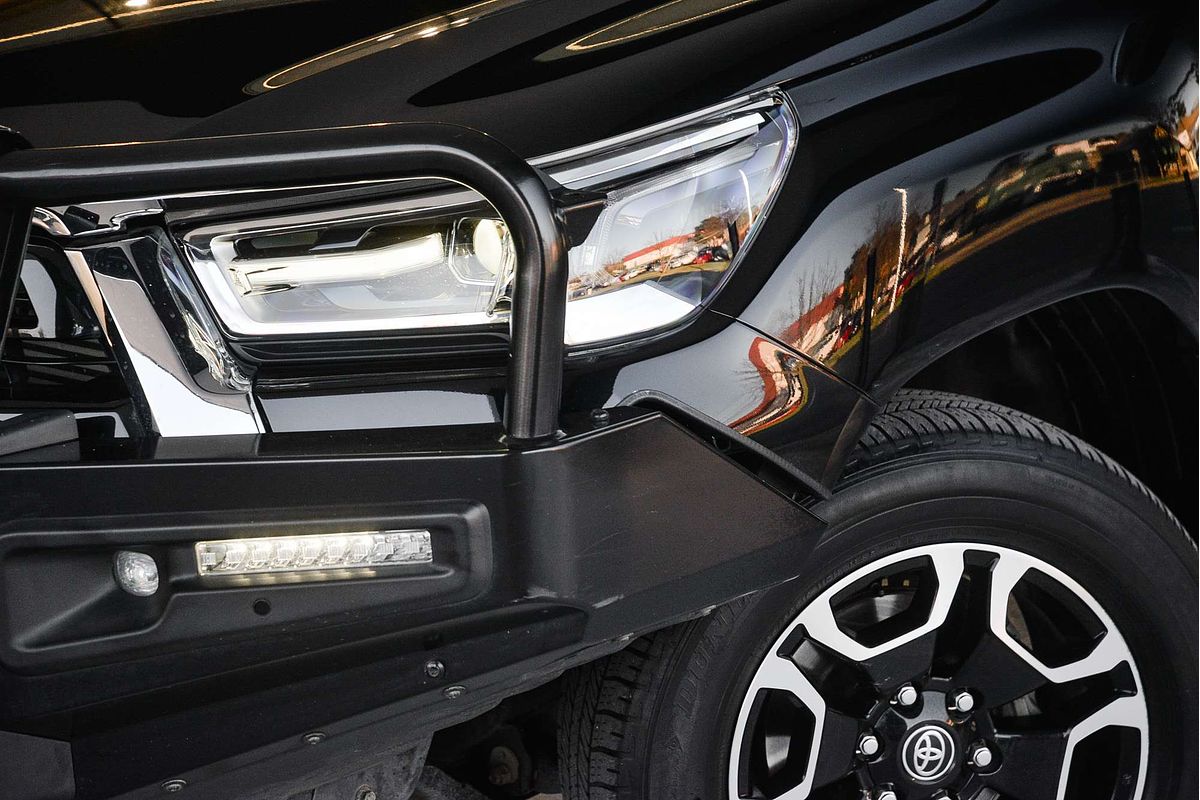 2021 Toyota Hilux SR (4x4) GUN126R FACELIFT 4X4