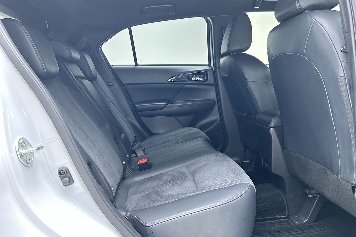 2023 Mitsubishi Eclipse Cross LS YB