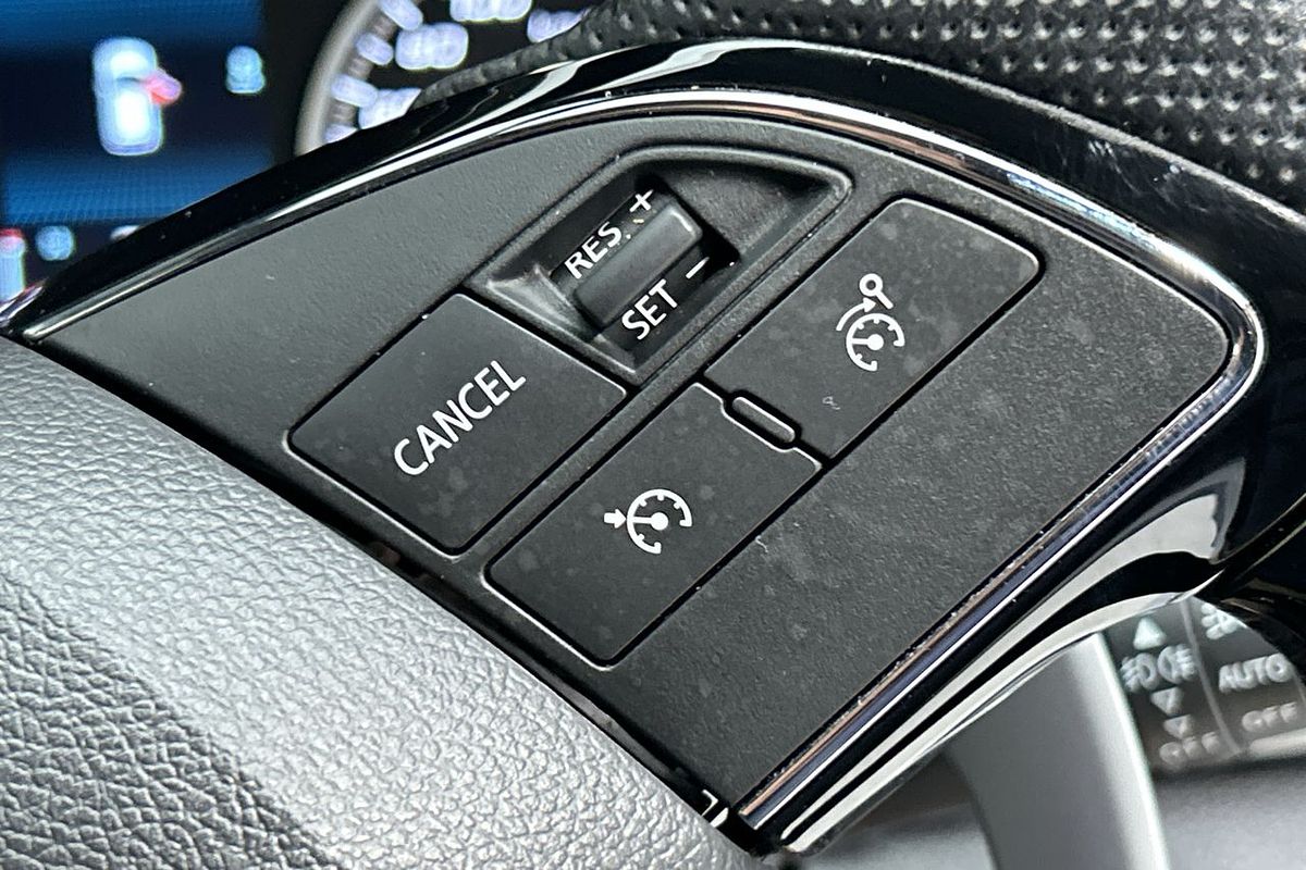 2023 Mitsubishi Eclipse Cross LS YB