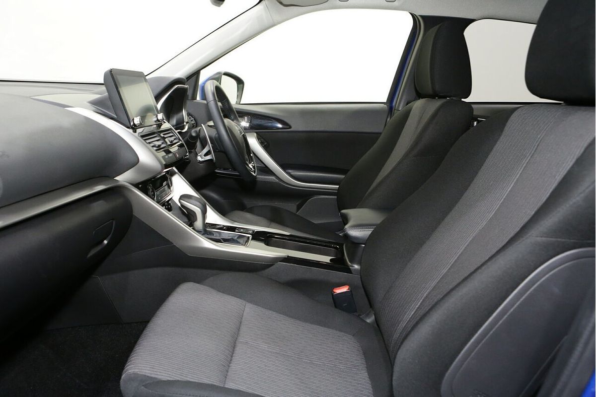 2024 Mitsubishi Eclipse Cross LS YB
