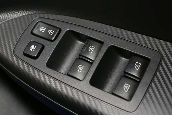 2024 Mitsubishi Eclipse Cross LS YB