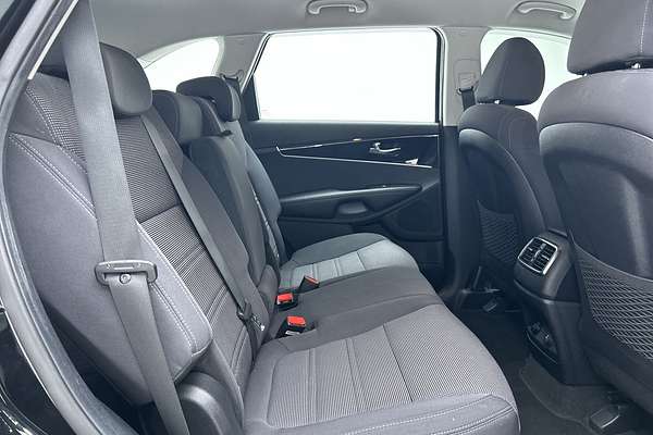 2018 Kia Sorento Si UM
