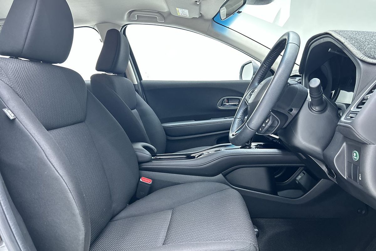 2017 Honda HR-V VTi-S