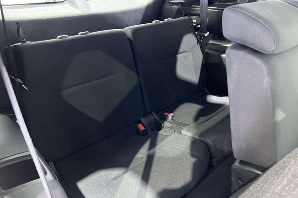 2024 Mitsubishi Outlander LS ZM