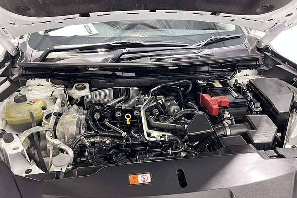 2024 Mitsubishi Outlander LS ZM