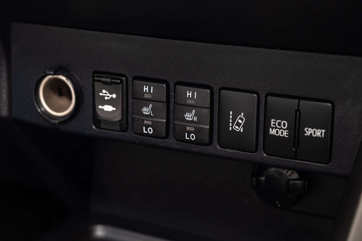 2015 Toyota RAV4 Cruiser ASA44R