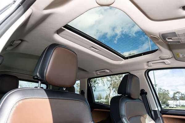 2023 Mahindra Scorpio Z8