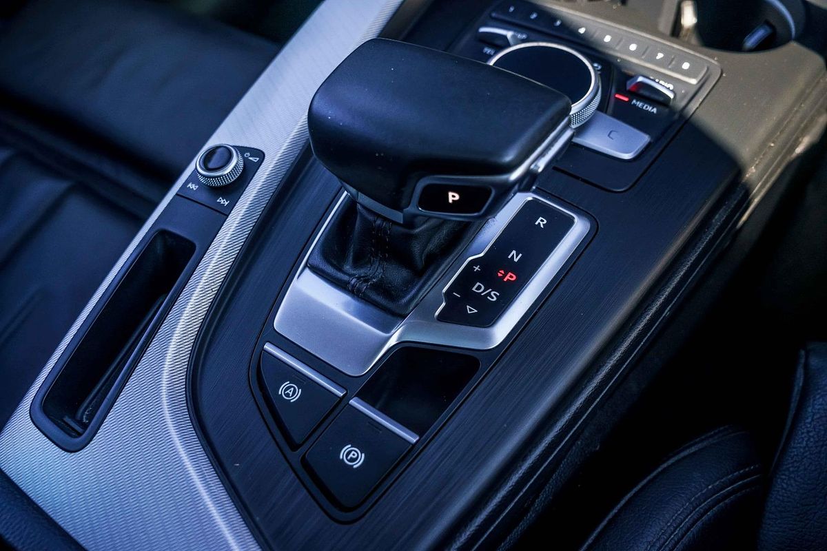 2018 Audi A5 45 TFSI sport F5