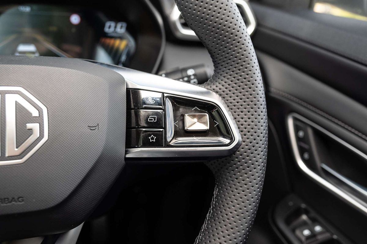 2024 MG ZS Essence Hybrid+ ZS32