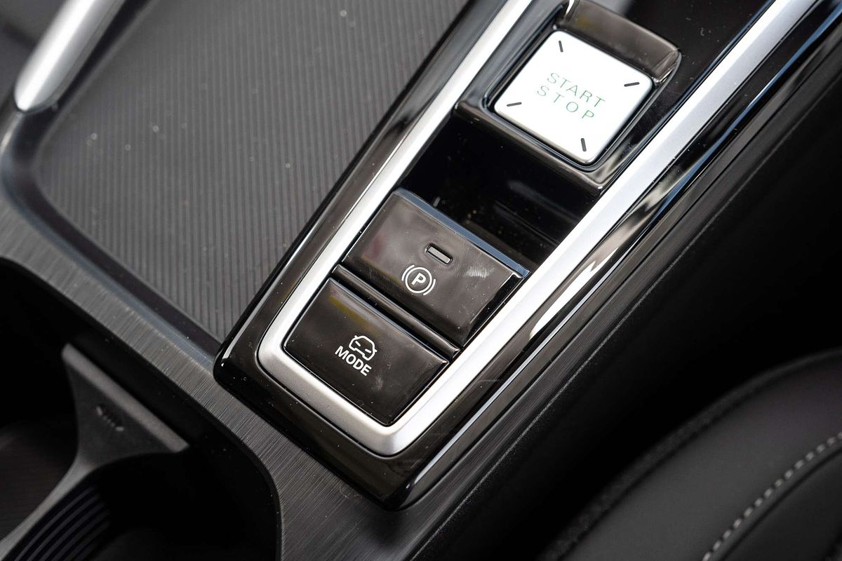 2024 MG ZS Essence Hybrid+ ZS32