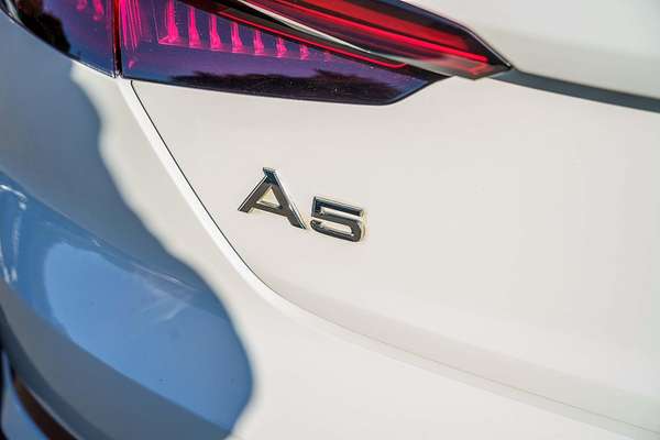 2018 Audi A5 45 TFSI sport F5