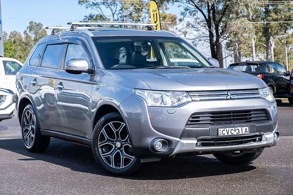 2014 Mitsubishi Outlander PHEV Aspire ZJ