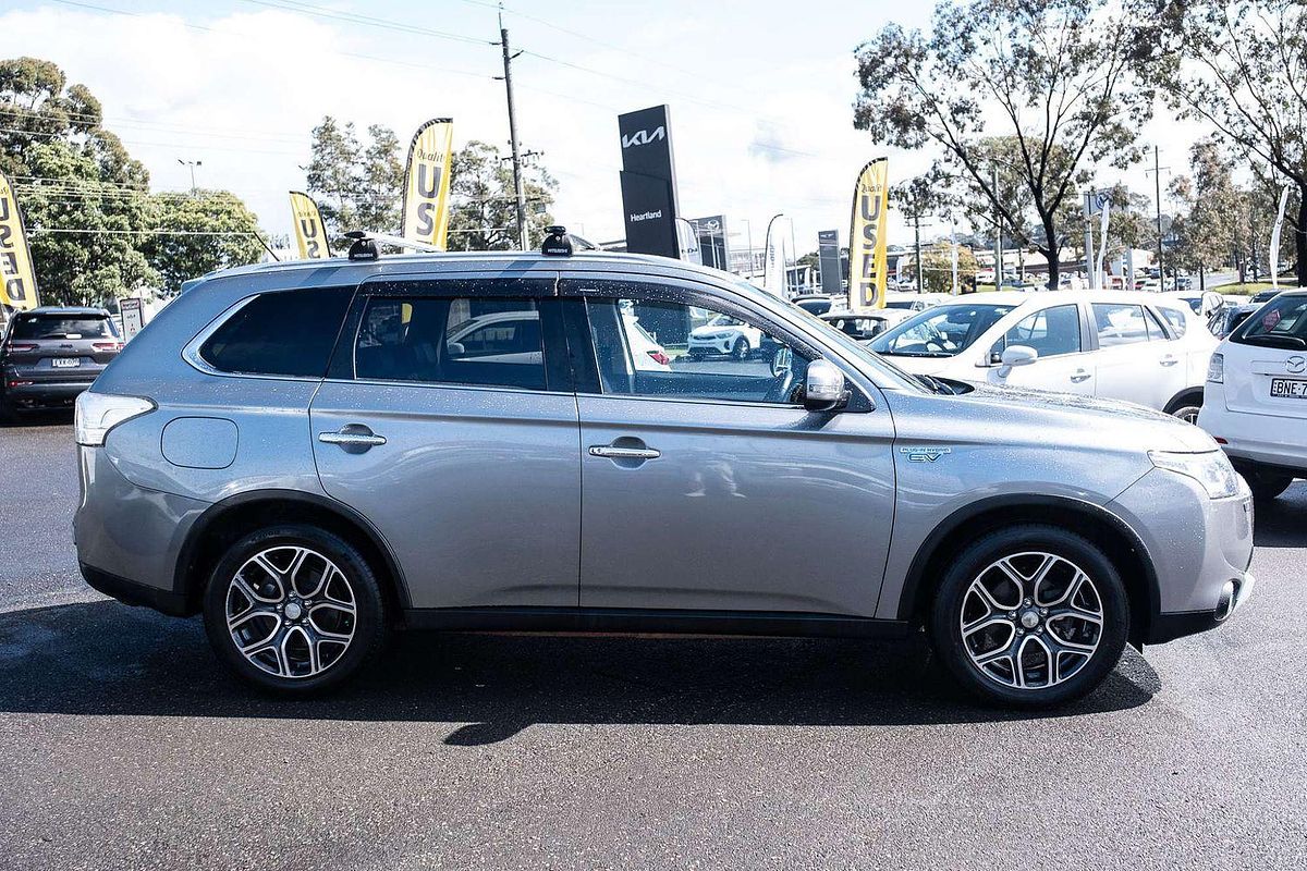2014 Mitsubishi Outlander PHEV Aspire ZJ