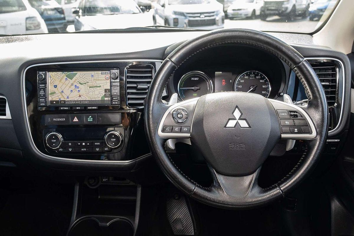 2014 Mitsubishi Outlander PHEV Aspire ZJ