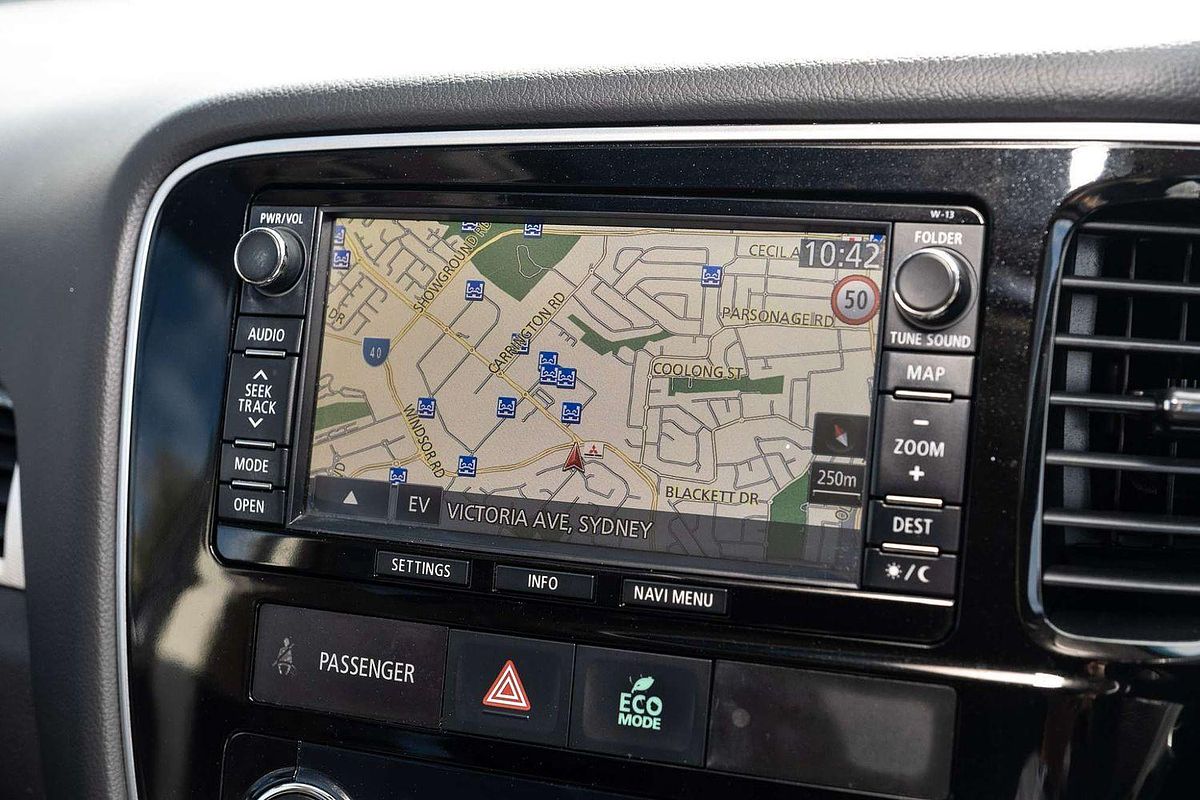 2014 Mitsubishi Outlander PHEV Aspire ZJ