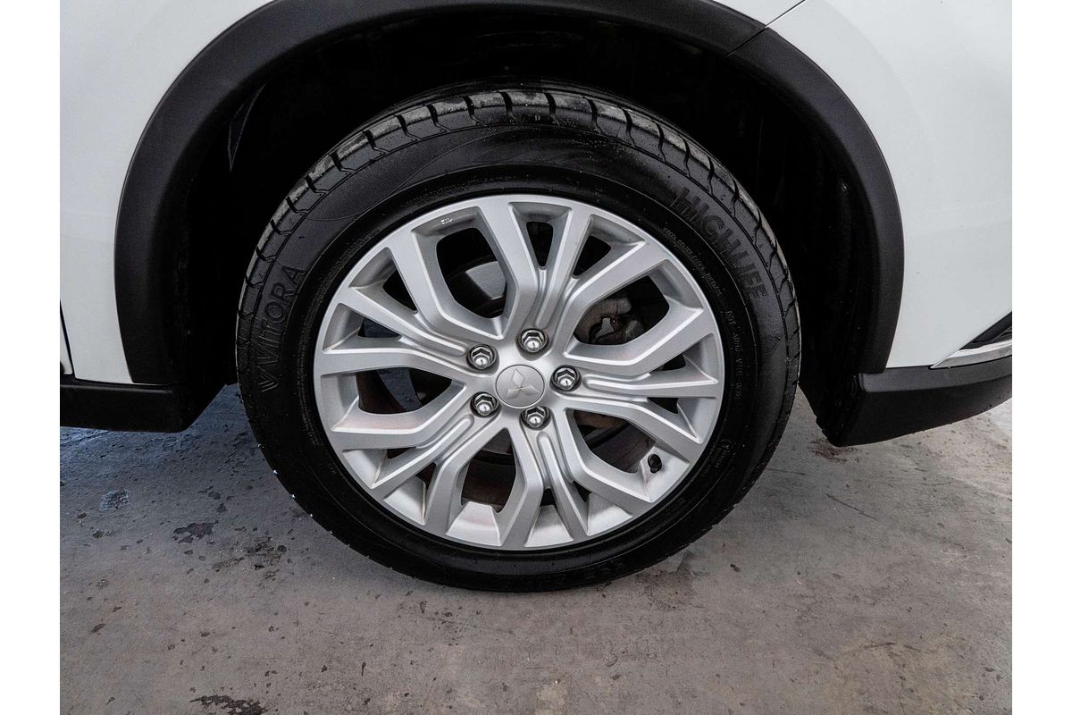 2020 Mitsubishi Outlander ES ZL