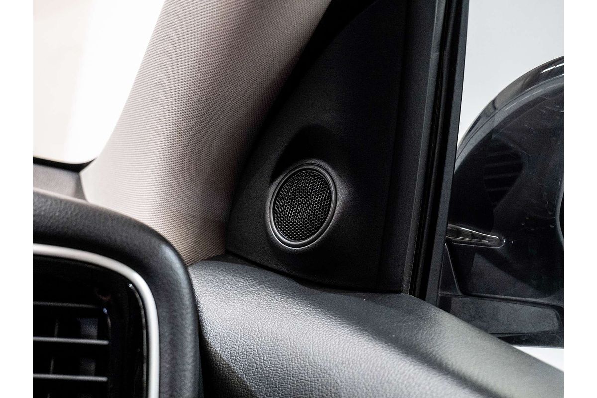 2020 Mitsubishi Outlander ES ZL