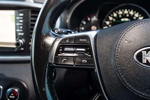 2017 Kia Sorento SLi UM